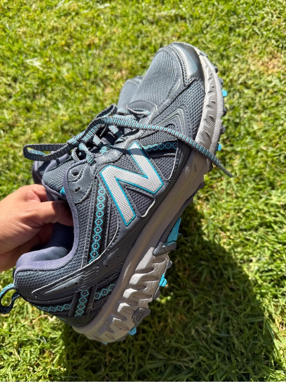 New Balance WT410L05 Women’s Trail Hiking Shoes Gray/Teal Size 11
